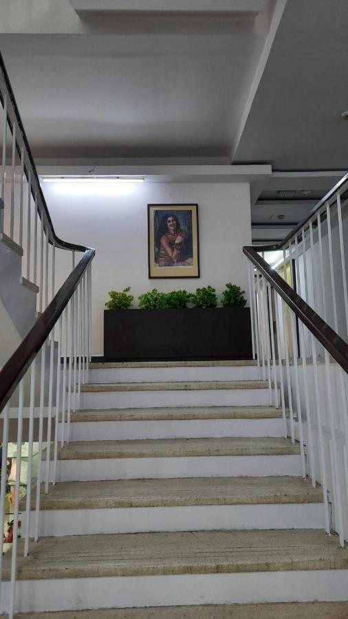 New Delhi Ymca Tourist Hostel Esterno foto