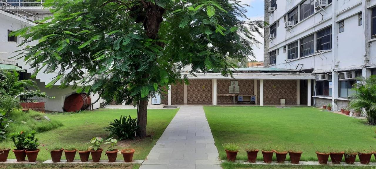 New Delhi Ymca Tourist Hostel Esterno foto