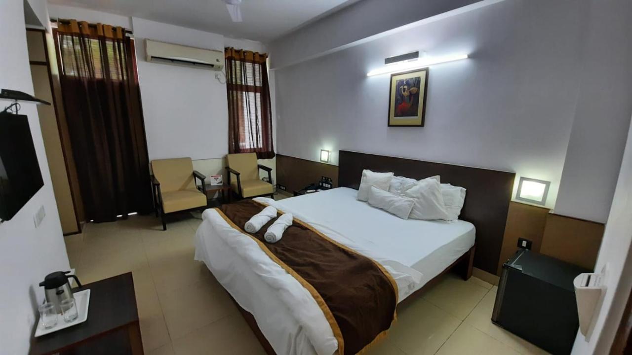 New Delhi Ymca Tourist Hostel Esterno foto