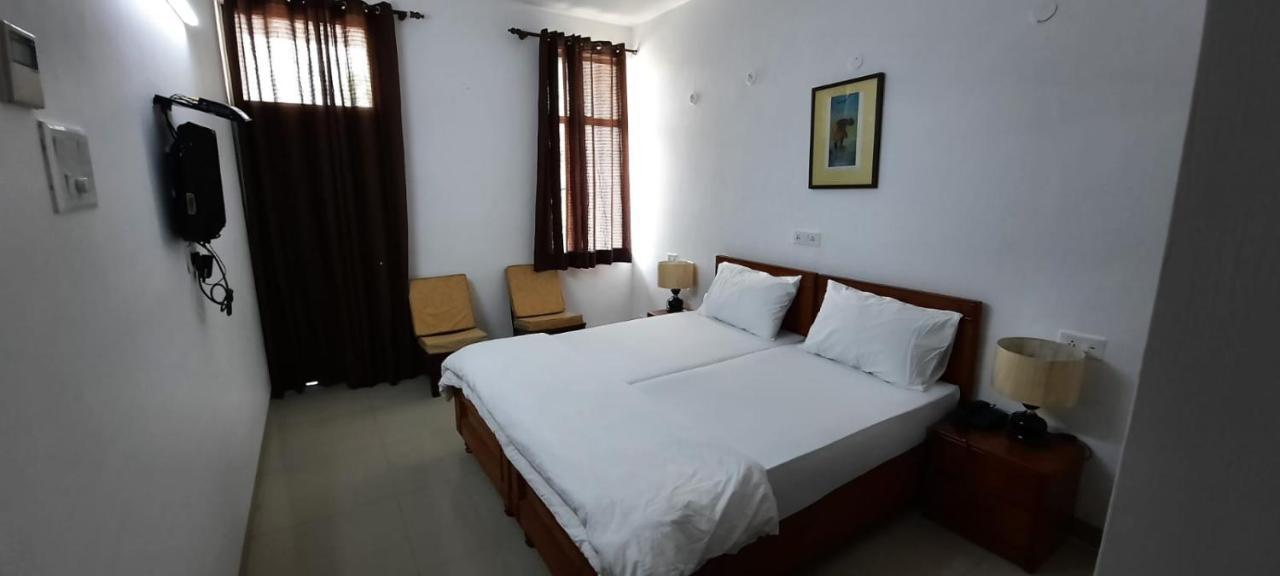 New Delhi Ymca Tourist Hostel Esterno foto