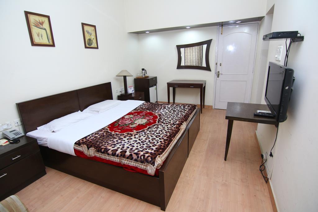New Delhi Ymca Tourist Hostel Esterno foto