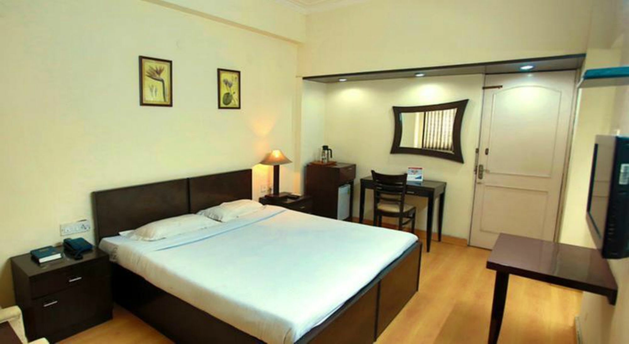 New Delhi Ymca Tourist Hostel Esterno foto