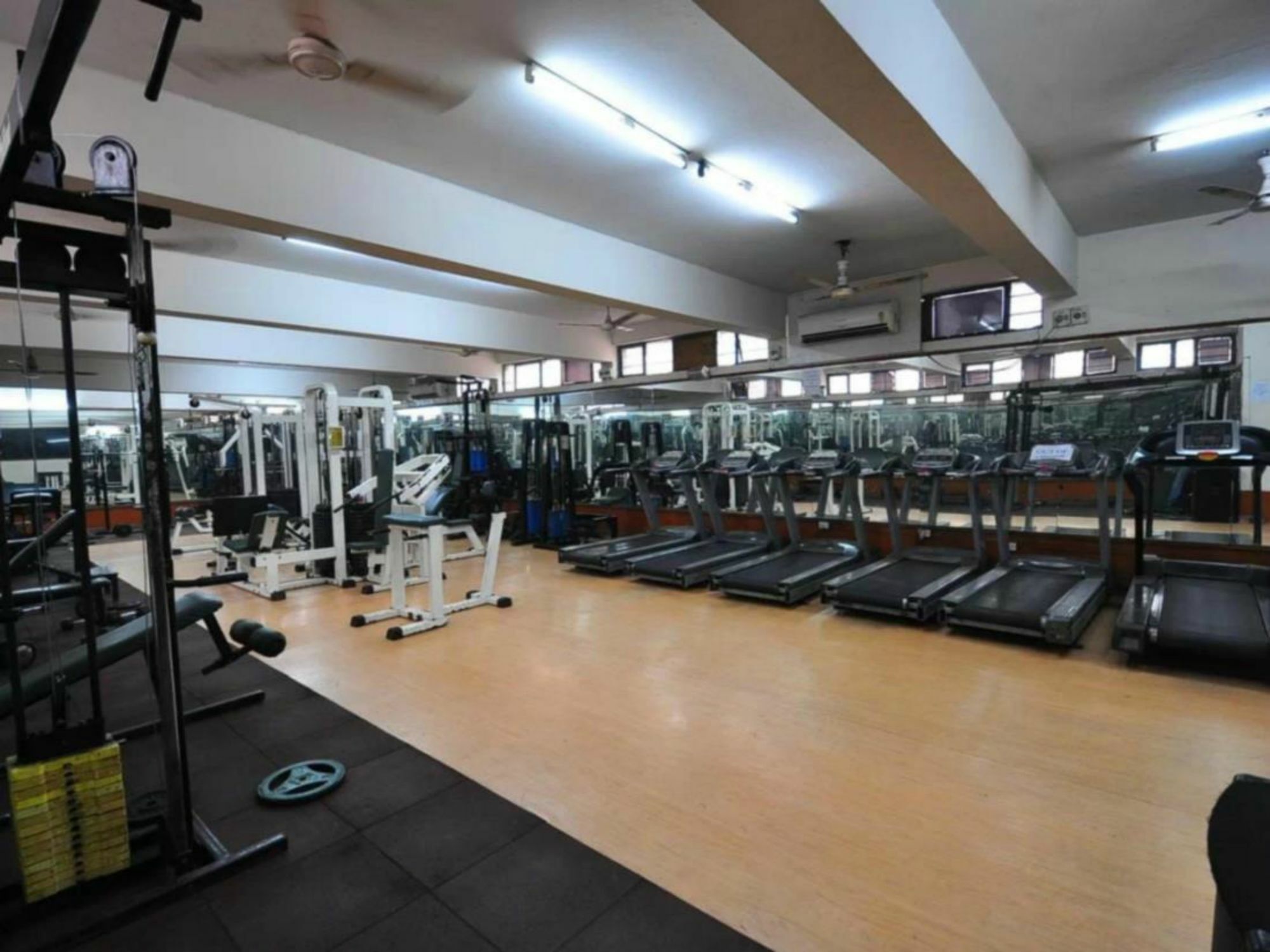 New Delhi Ymca Tourist Hostel Esterno foto